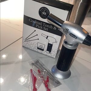 Wayne Gretzky Cocktail Torch & Pick Set - Silver and Black